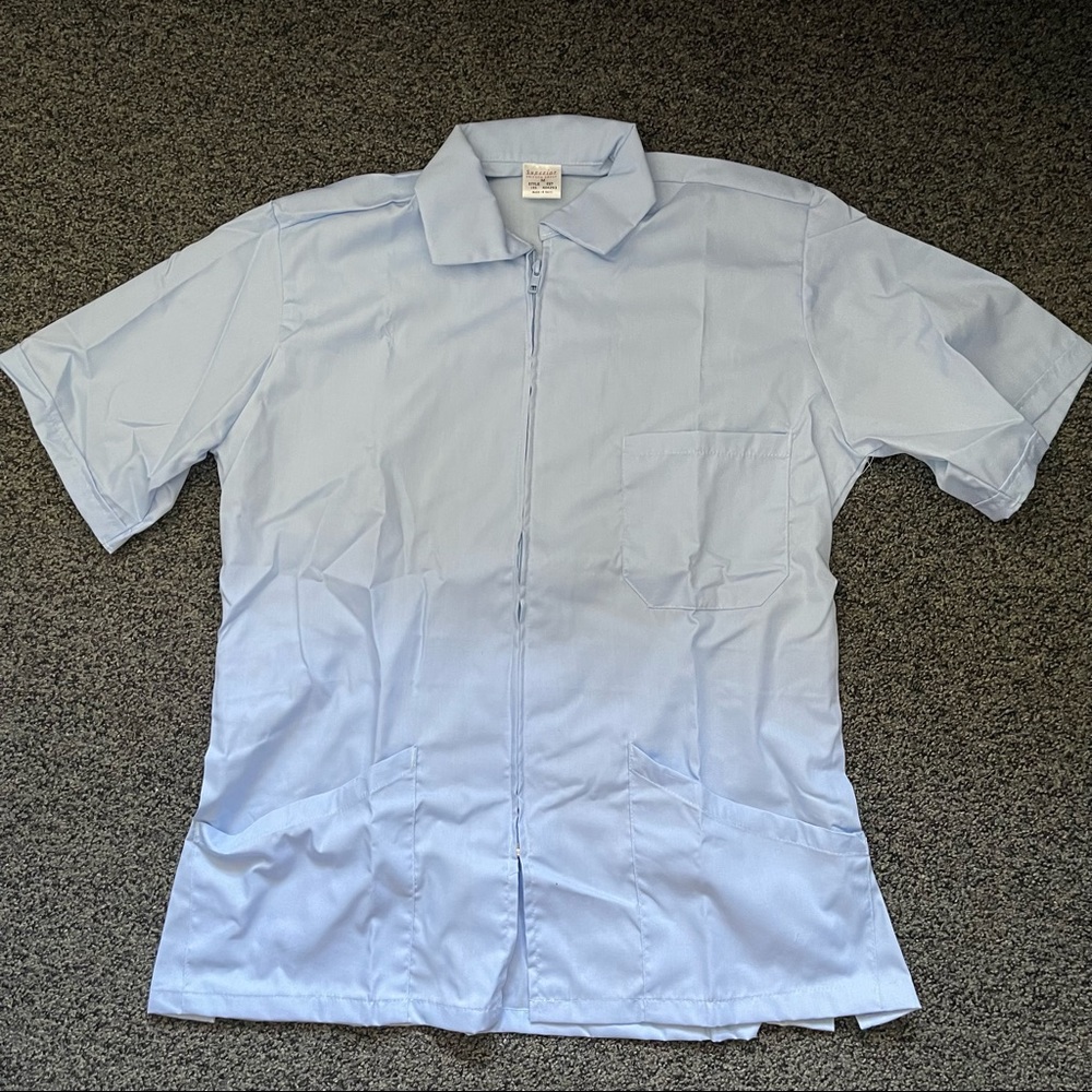 NEW Superior Uniform Womens Medium 3 Pocket Zip Front Scrubs